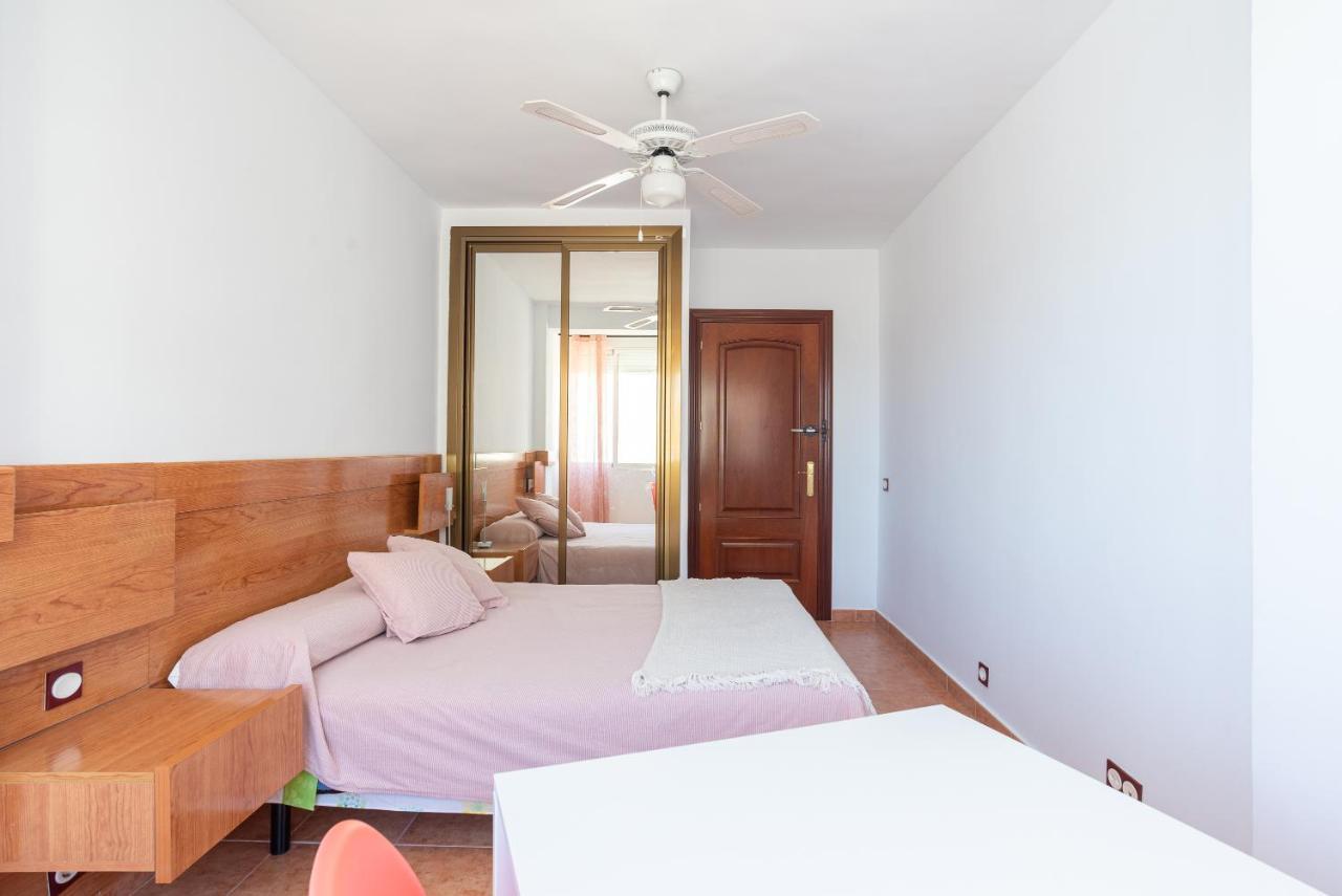 Appartement Sunny Harbor House à Málaga Extérieur photo