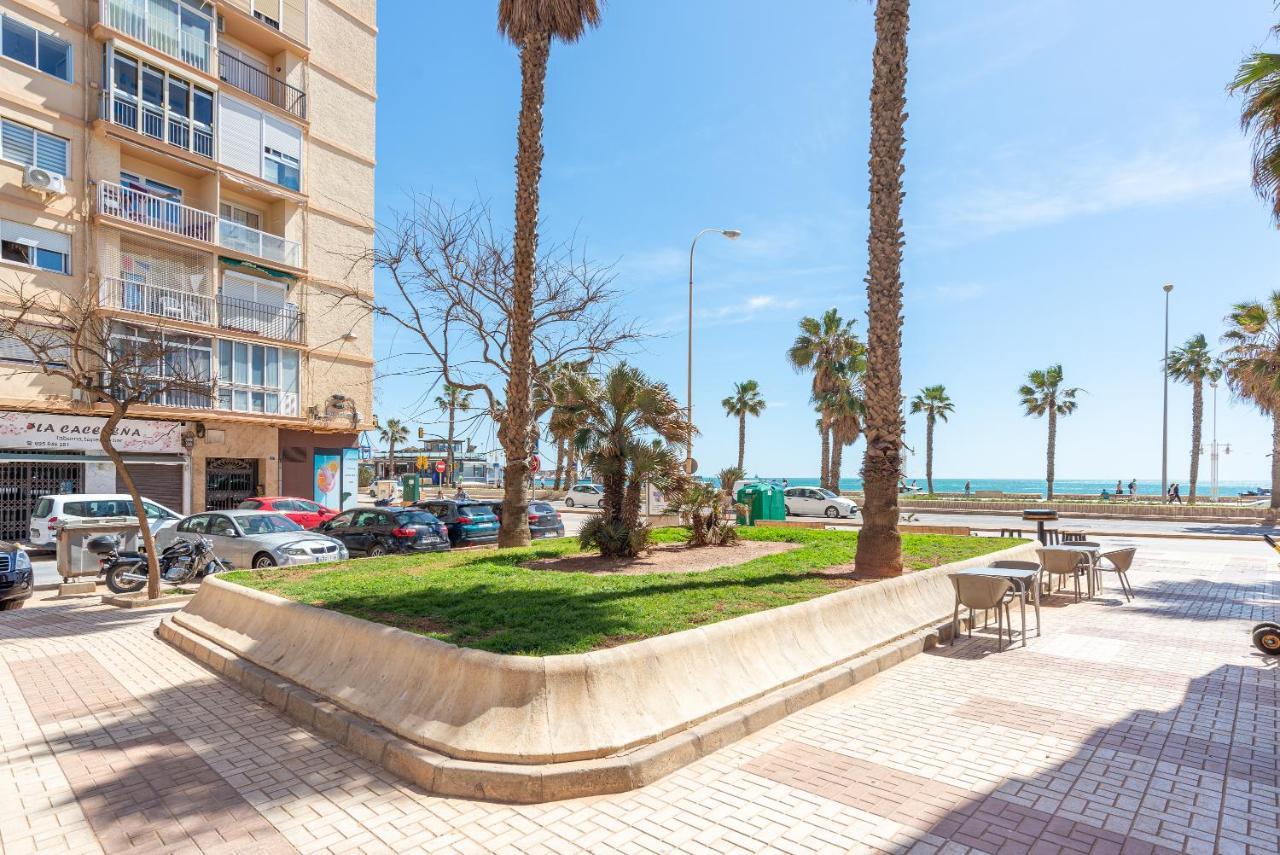 Appartement Sunny Harbor House à Málaga Extérieur photo
