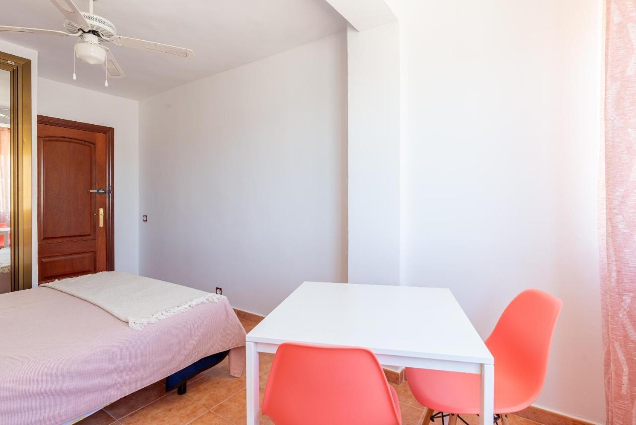 Appartement Sunny Harbor House à Málaga Extérieur photo